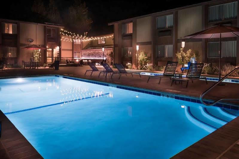 Best Western Plus Truckee-Tahoe Hotel Extérieur photo